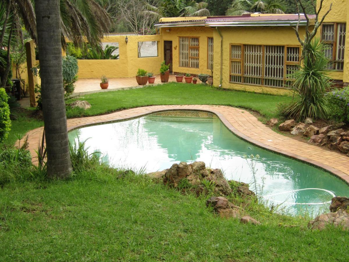 Phomolong Guest House, Westgate, Roodeporte Roodepoort Exterior photo